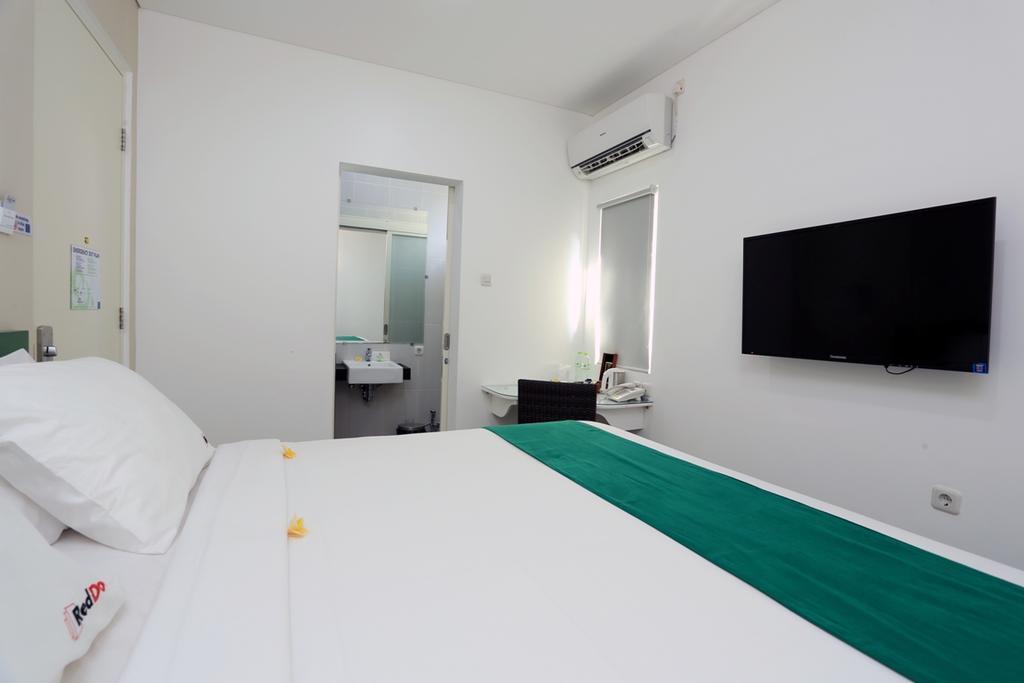 Reddoorz Near Pantai Jerman 호텔 꾸따 객실 사진